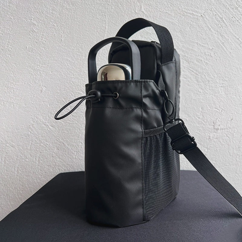 Magnetic water bottle bag